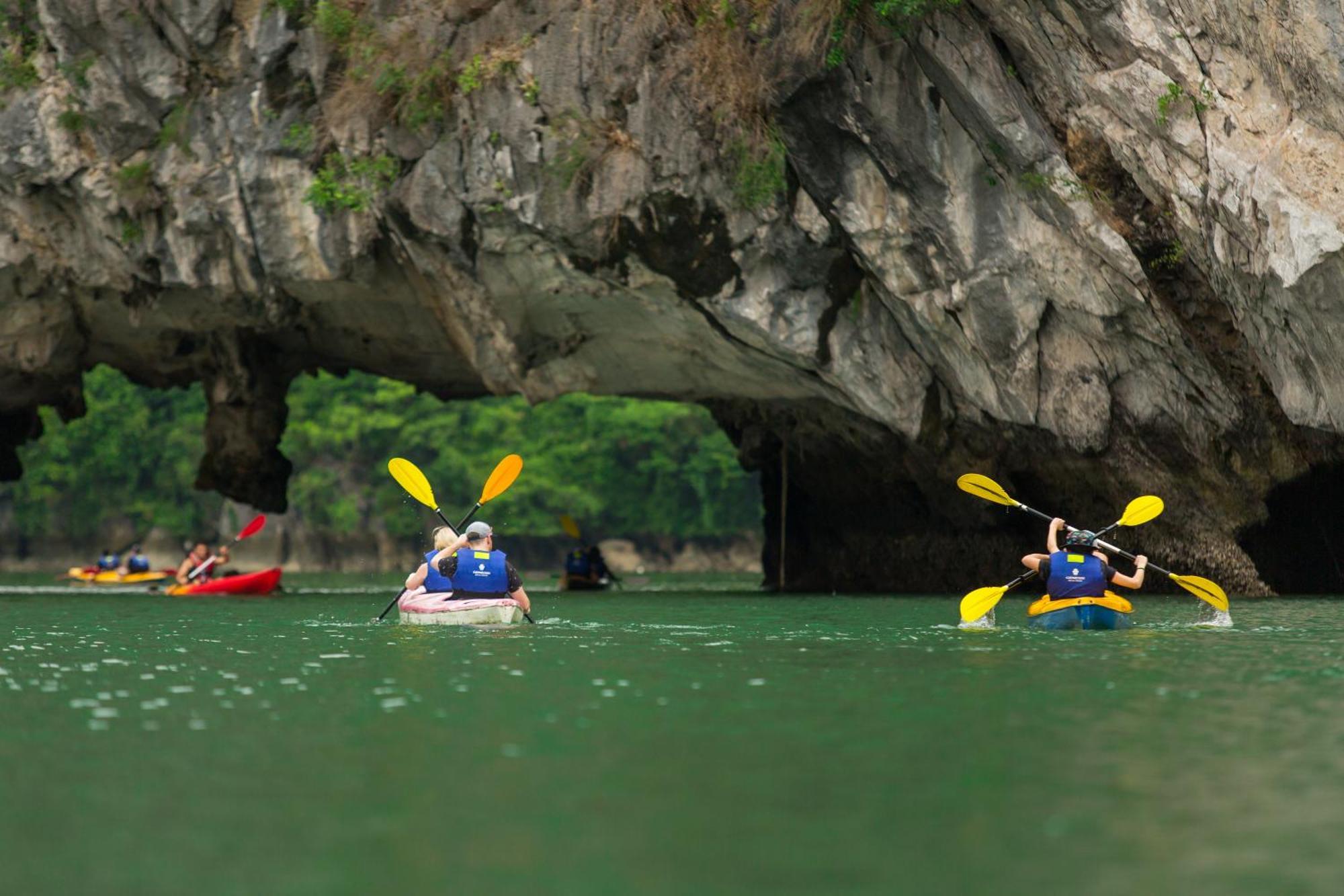 Genesis Luxury Regal Cruises Hotell Ha Long Eksteriør bilde