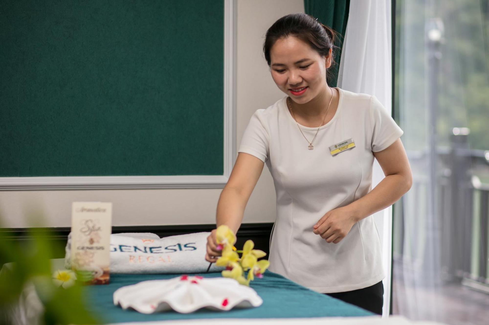 Genesis Luxury Regal Cruises Hotell Ha Long Eksteriør bilde